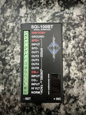 Sgi-100bt Dakota Digital Universal Speedometer Tachometer Interface Tach Speedo