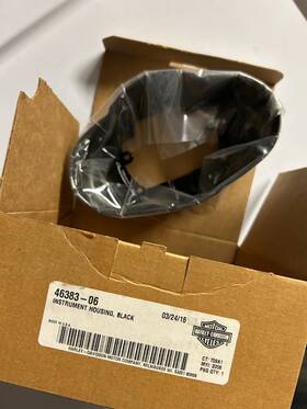 46383-06 Harley-davidson Oem H-d Instrument Housing Black -