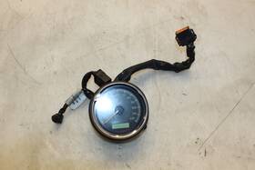 67480-04b Harley-davidson 2007 Dyna Fxdbi Speedometer Gauge Trim Instrument