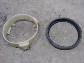 67223-00 Harley-davidson 68894-00 Ft00 Fxstd Speedometer Back Clamp And Seal Used #4505