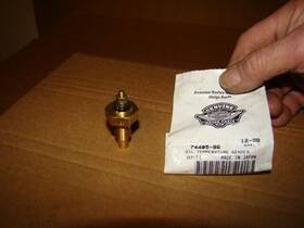 74405-86 Harley-davidson Oil Temperature Sending Unit Original Oem Nos Flh Flht 1987