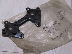 34950-18611 Suzuki T350 Rebel 71/72/t250 Hustler 70/71 Meter Bracket Nos