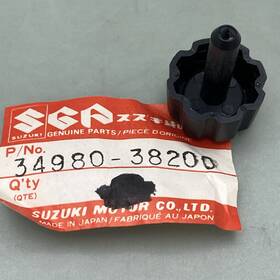 34980-38200 Suzuki New Genuine Knob Speedometer
