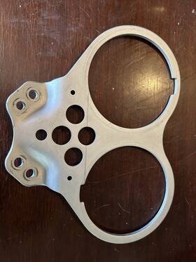 T2501263 Triumph Thruxton 900 Carb Models 04-08 Instrument Pressing Bracket