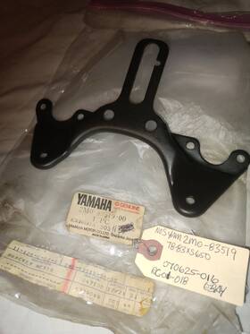 2m0-83519 Yamaha Nos Meter Bracket Gauge Mount 78-83 Xs650 Speedometer Tachomete