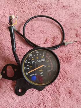 3j8-83510-a-00 Yamaha 1978-83 Dt80 Gt80 Speedometer/bracket/cable Pt#3j8-83510-a-00 Oem