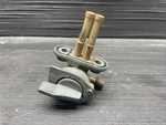 2000 Yamaha Yzf R6 Fuel Valve Petcock Oem #121825. Fixed Price $40.00.