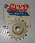 Yamaha Nos Drive Gear Assembly 214-17831-01-00. Fixed Price $19.99.